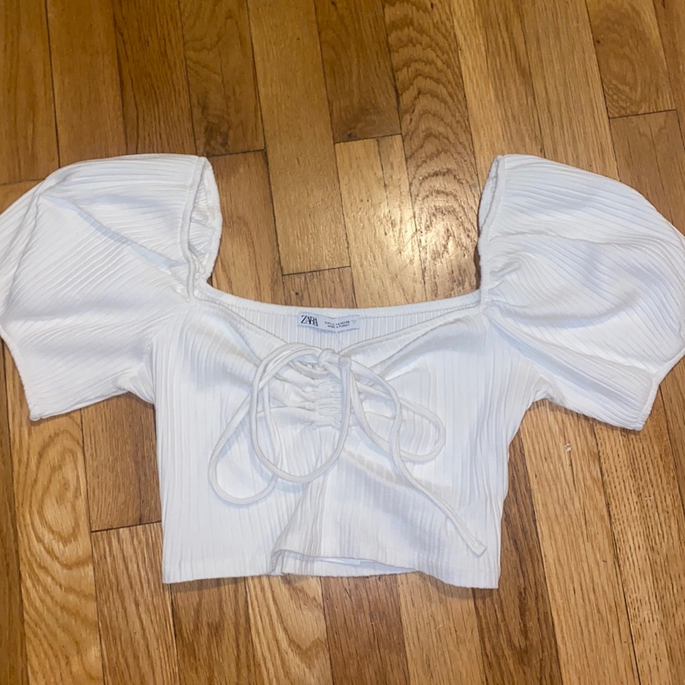 Zara cropped ribbed shirt